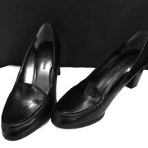 Black dressing shoes, Adrienne Vittadini